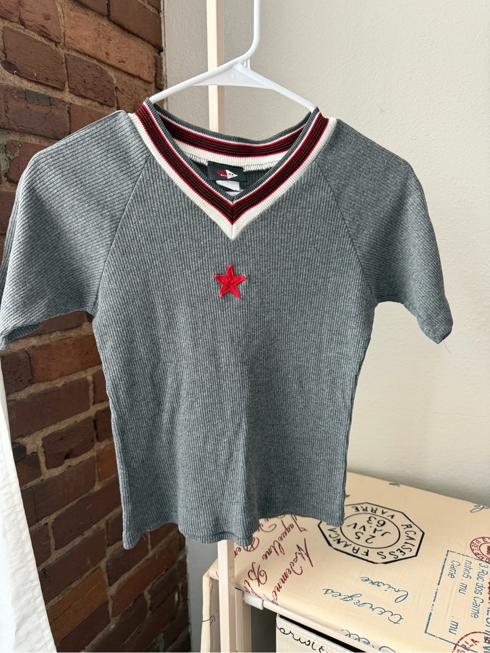 Y2K Fitted No Boundaries 1990’s shirt